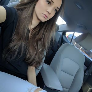 Meet your Posher, Marissa